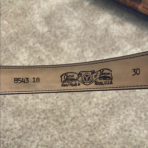 Black, Silver and Gold Western Belt - Picture 4 of 5